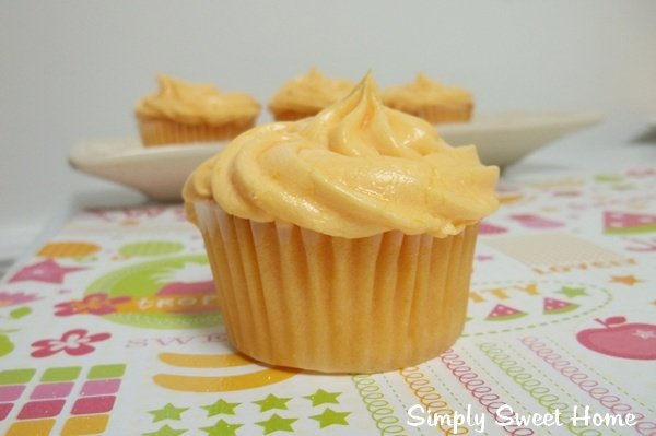 100_4086 Orange Buttercream Cupcakes
