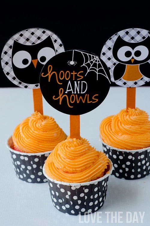 Love the Day Halloween Cupcakes
