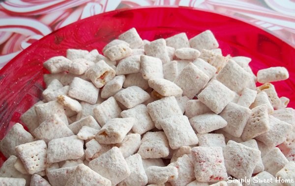 Peppermint Party Mix