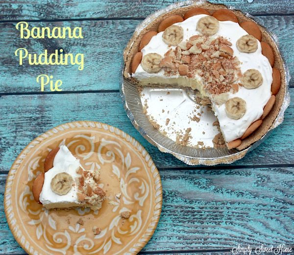 Banana Pudding Pie and Slice